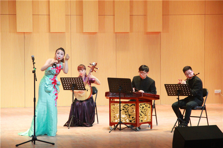 2016051610352051.jpg 中国音乐学院应邀来浦京集团官网交流演出