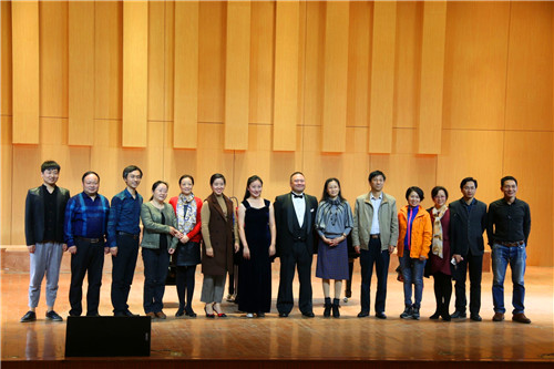 2016102508415355.jpg 美国德州三一大学李佳蔚教授来浦京集团官网举办音乐会