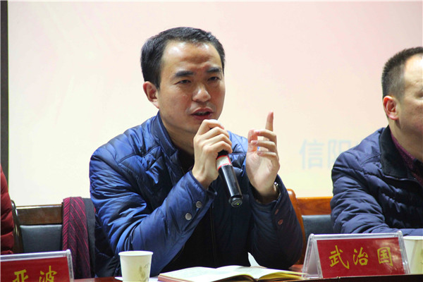 2016121410500310.jpg 浦京集团官网召开学生干部与学生党员大会