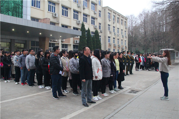 2017032014145021.jpg 浦京集团官网隆重举行升旗仪式