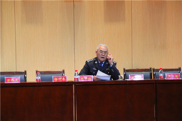 2016112410380625.jpg 浦京集团官网召开学生安全教育知识讲座