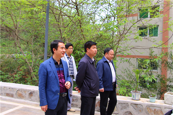 2017042709175747.jpg 校党委书记宋争辉到浦京集团官网调研